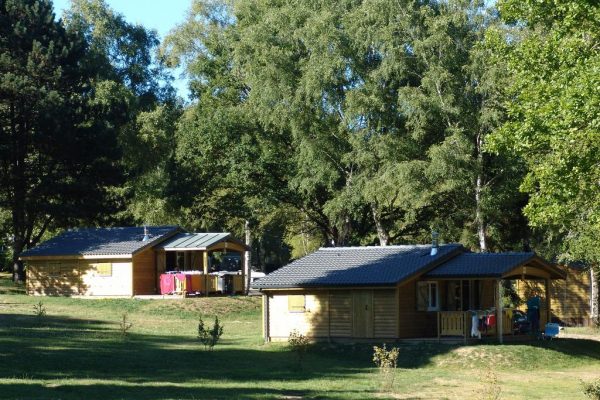 Passez des vacances en mobil-home au camping Domaine Du Lac !