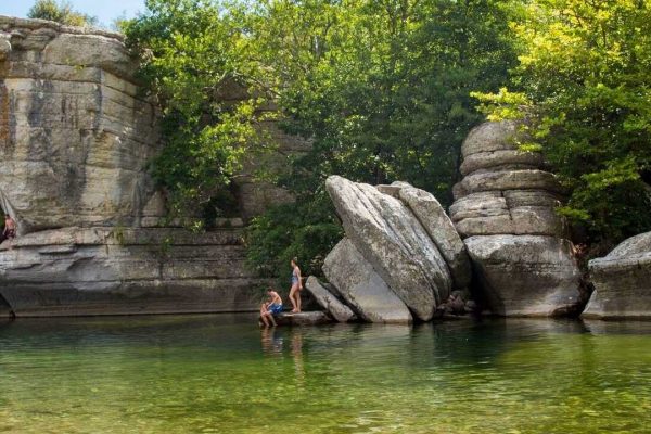 Les meilleurs campings en bord de rivière en Ardèche